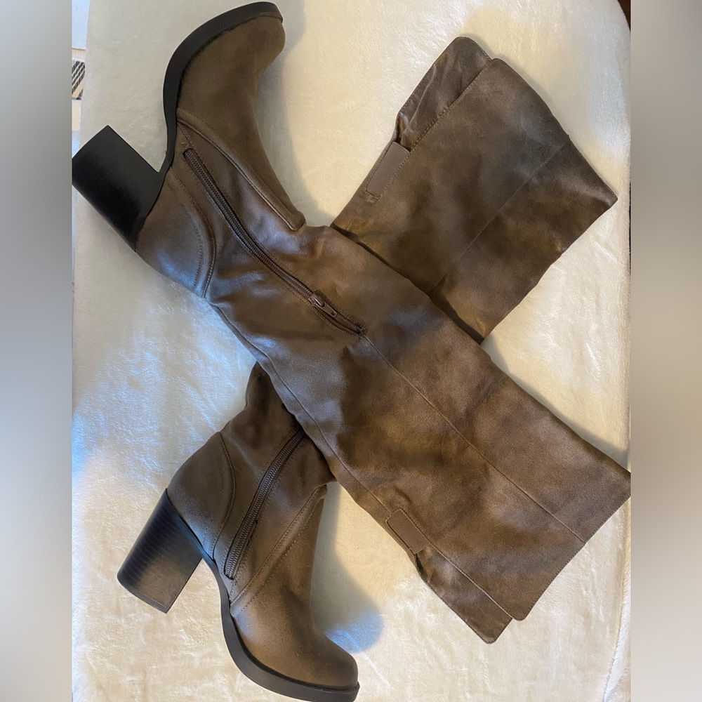 Beige/Tan Knee High Boots
